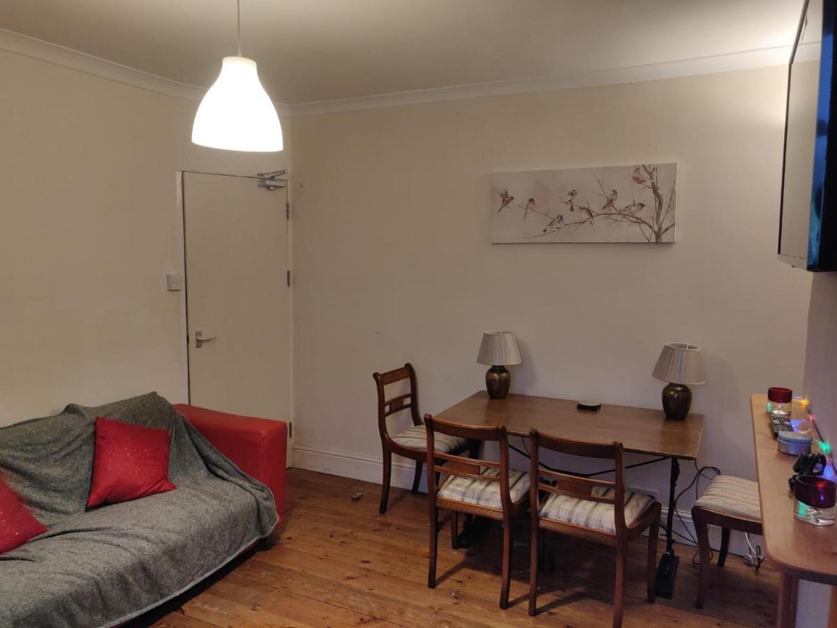 באת' The Albany House Vacation Home מראה חיצוני תמונה